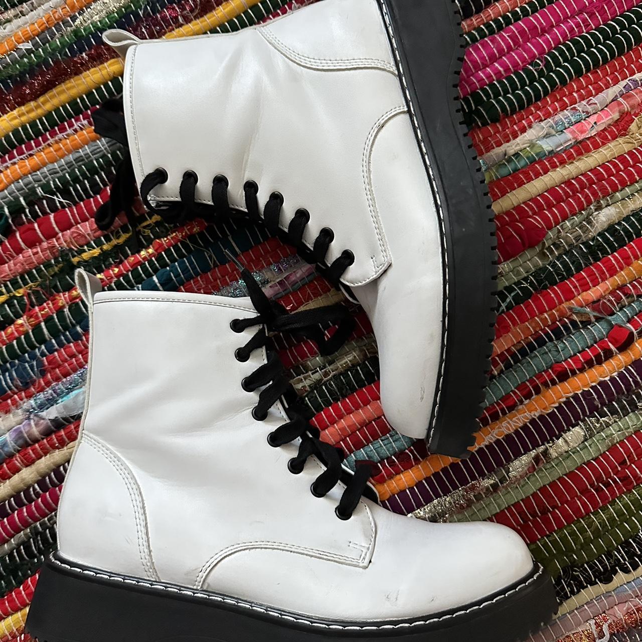 White madden girl combat boots hot sale