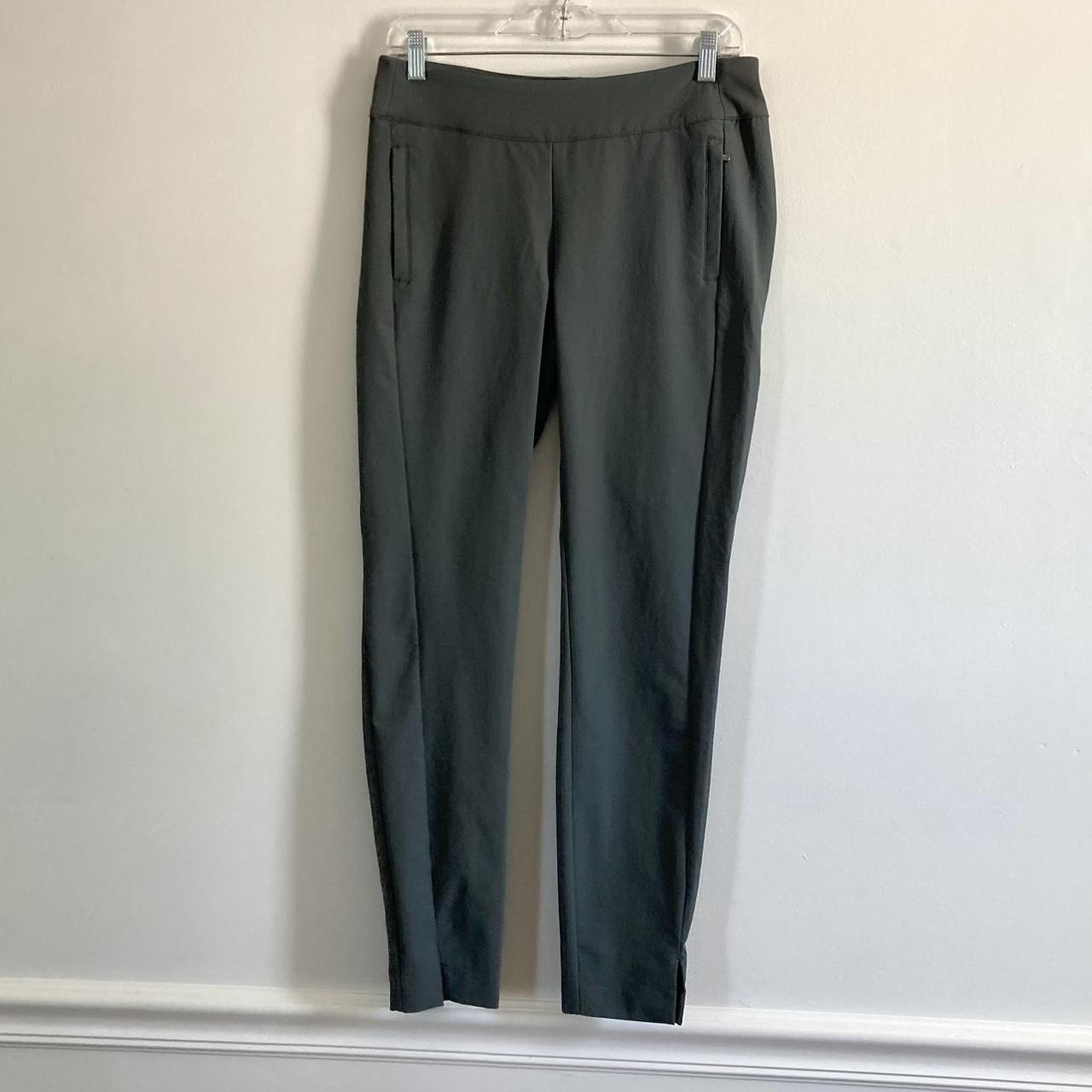 Grayish green cropped athletic pants from Gaiam. - Depop
