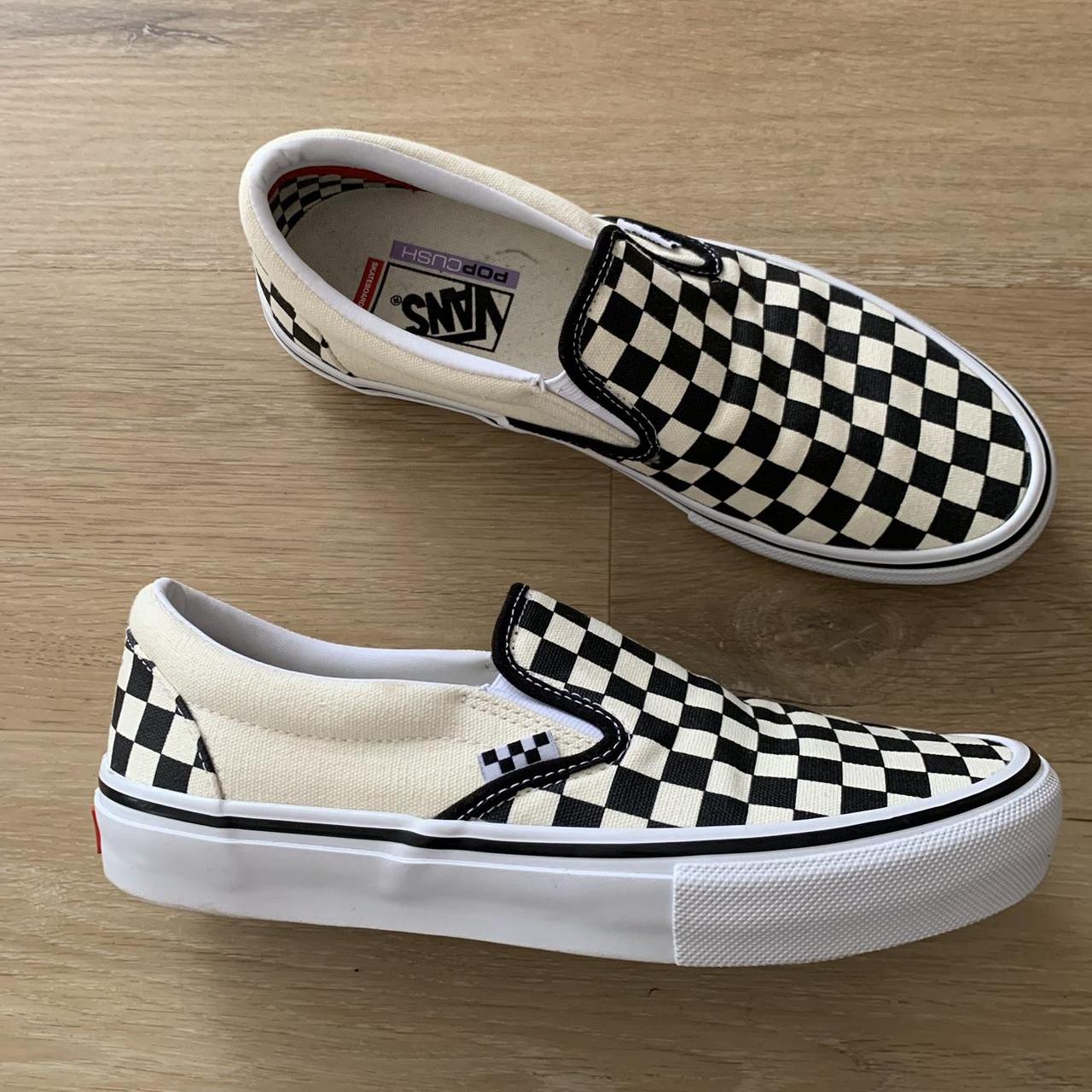 Vans Men's Black and White Trainers | Depop