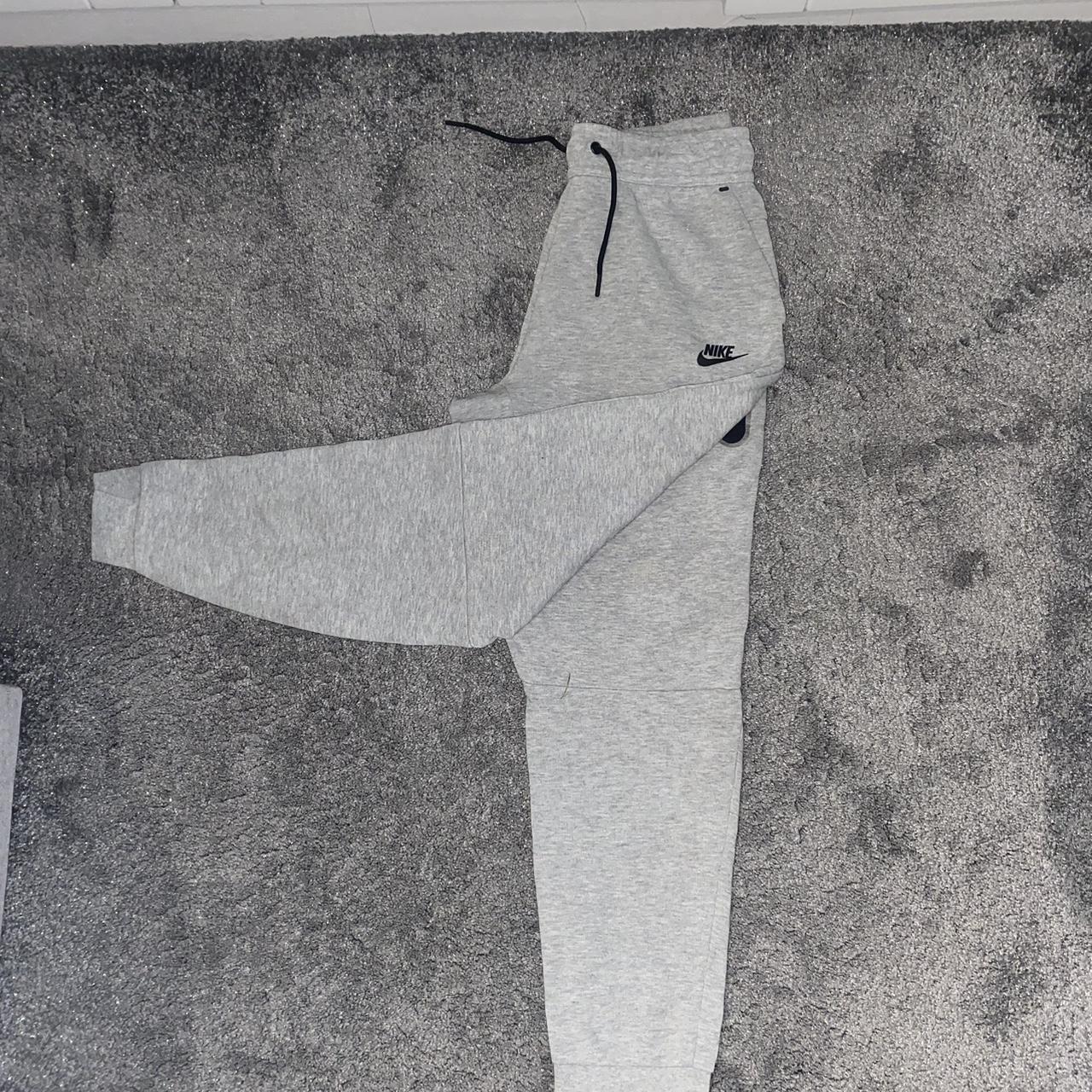 mens nike tech bottoms