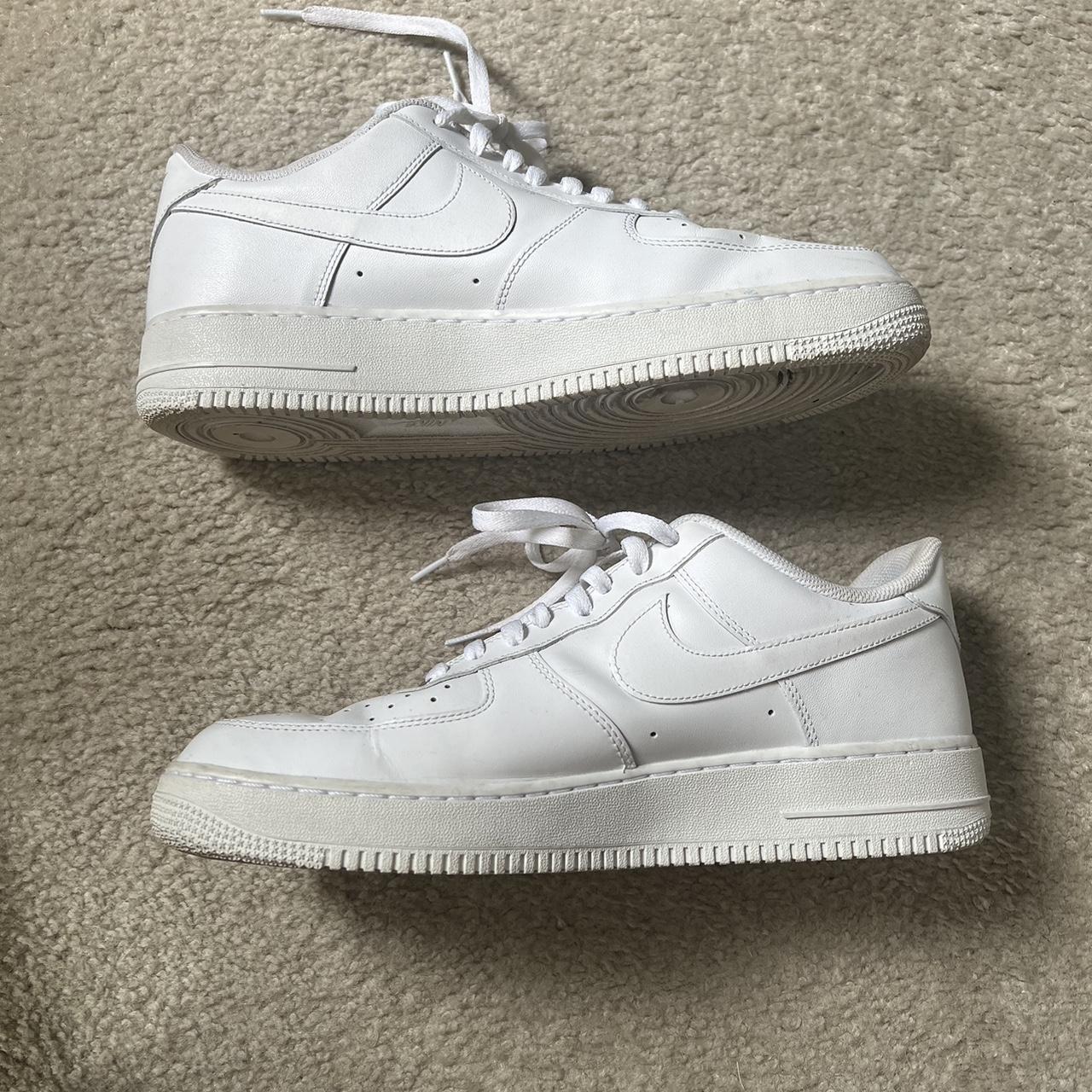 Nike Men's White Trainers | Depop