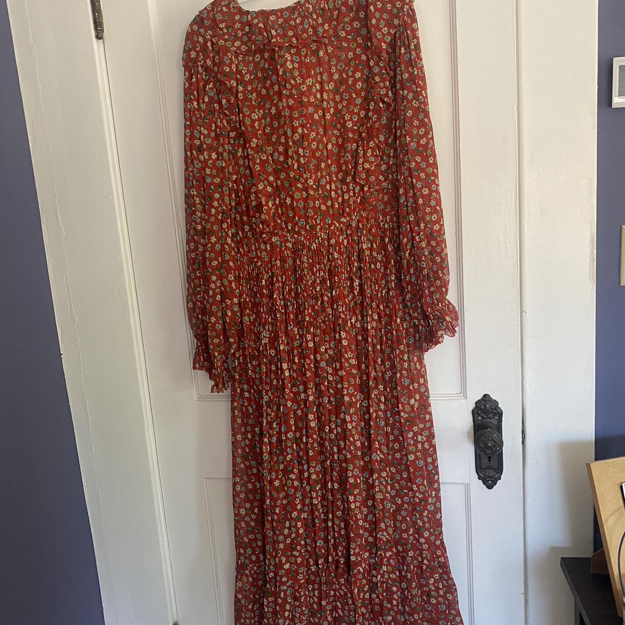 Doen full length silk red print dress - Depop