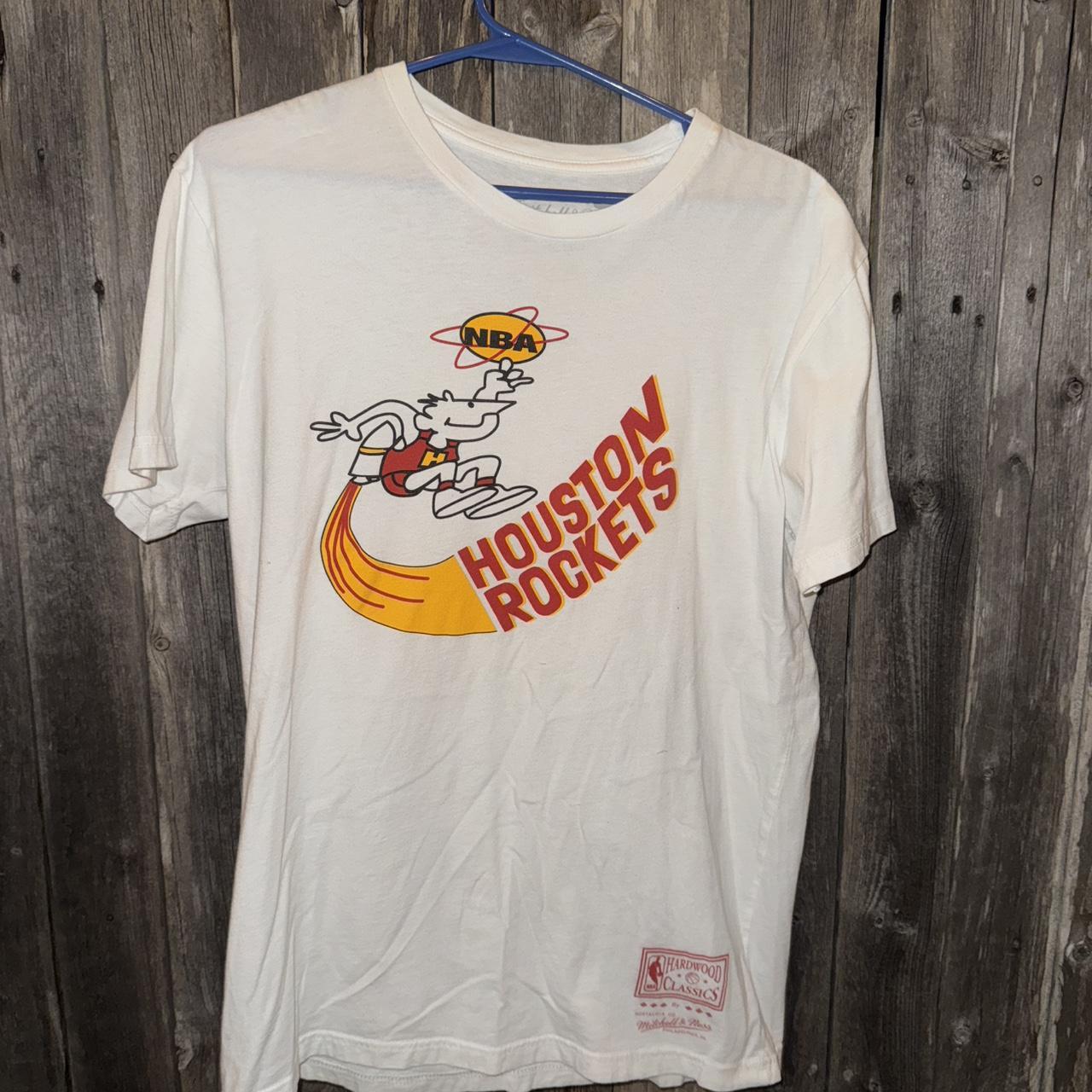 Mitchell & Ness Men's T-shirt - White - M – Houston Rockets NBA graphic tee (Mitchell & …