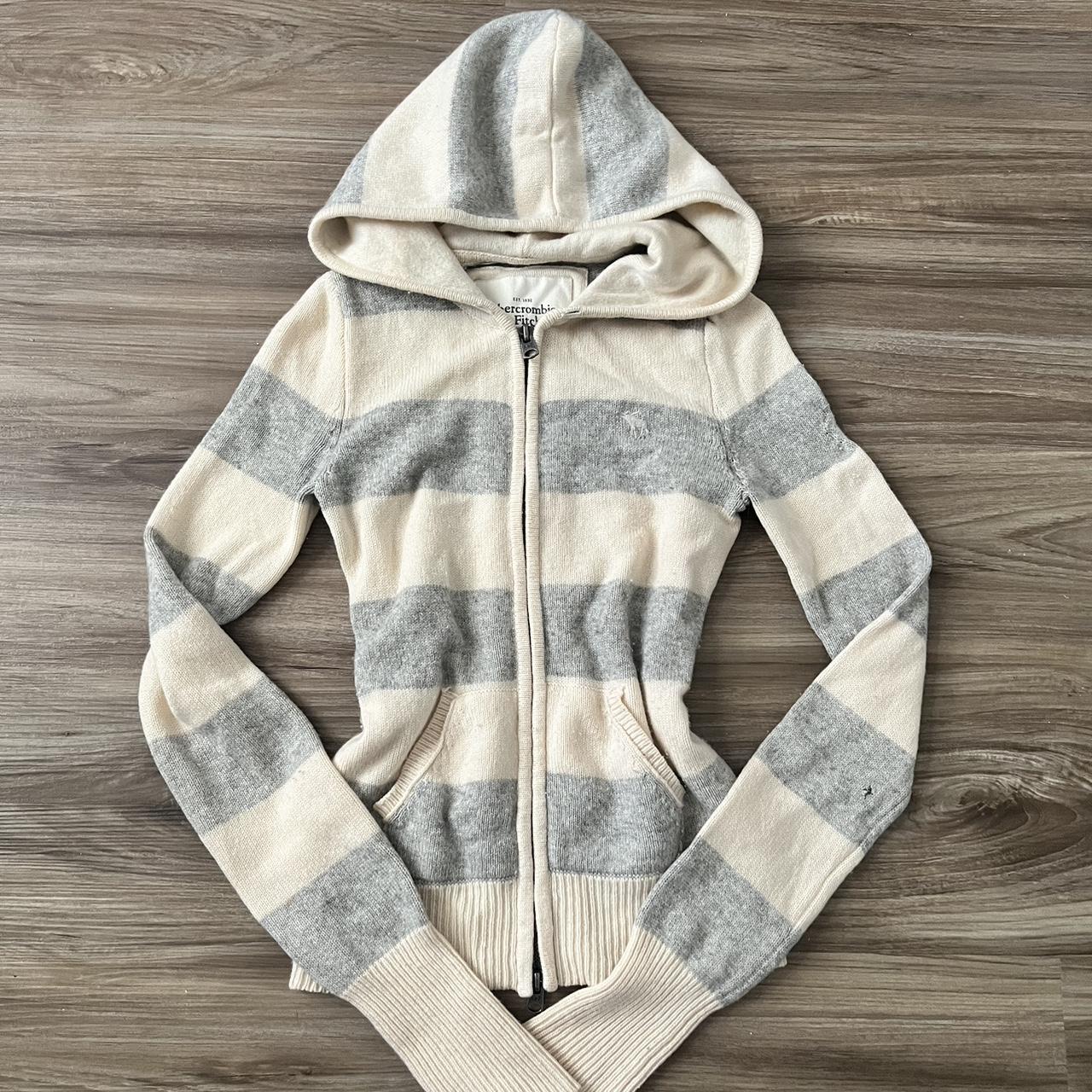 super cute abercombie and fitch wool zip up sweater... - Depop