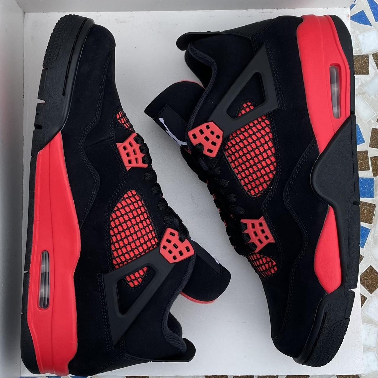 deadstock jordan 4
