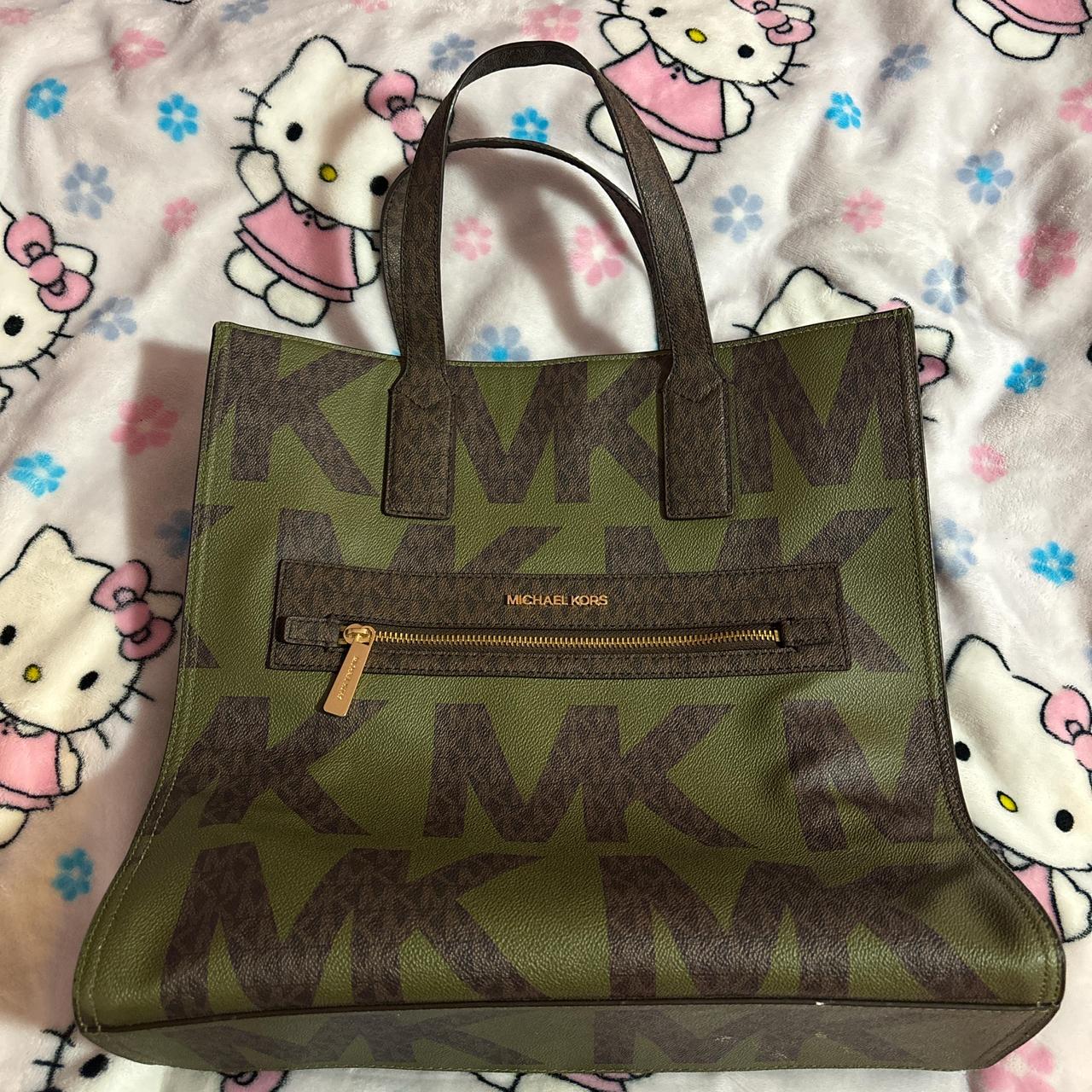 Michael Kors outlet Kenly Tote Excellent Condition!!