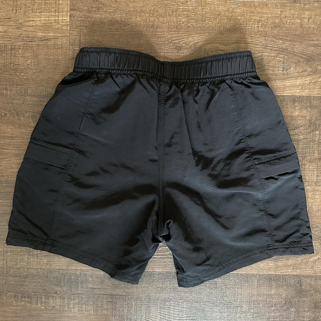 The North Face Men's Black Shorts (2)