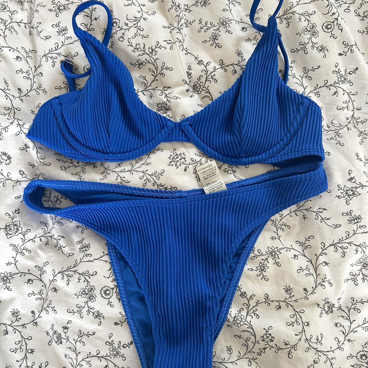 Hollister Co. Women's Blue Bikinis-and-tankini-sets | Depop