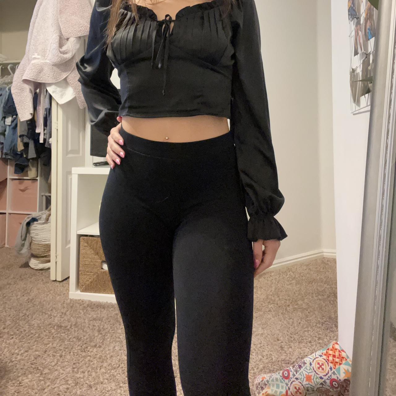 Express Women's Black Leggings Depop