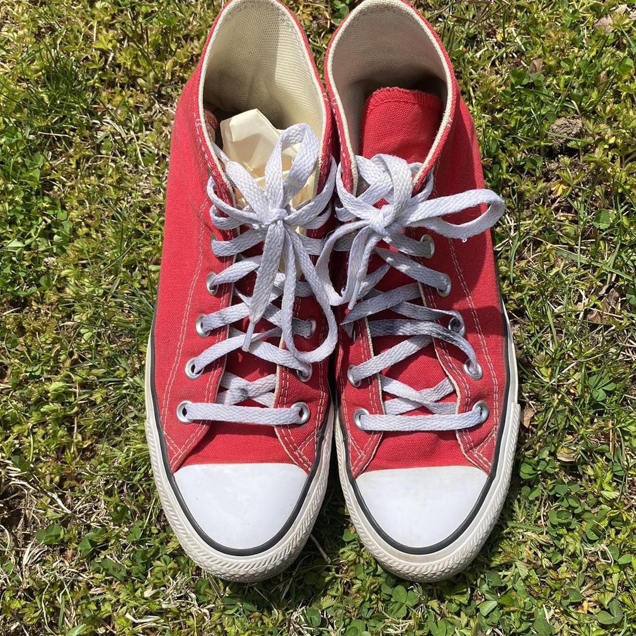 Red converse size 7 on sale