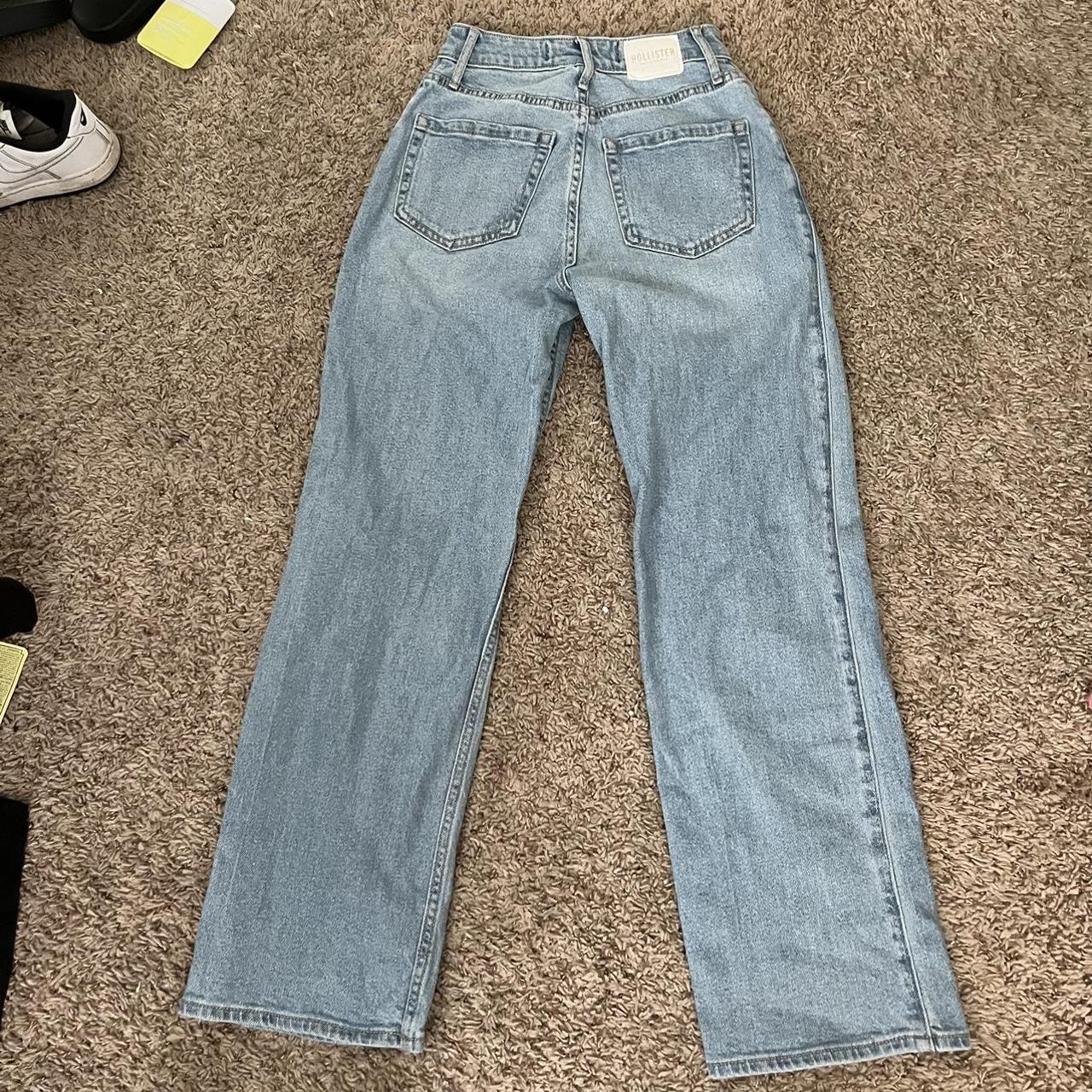 Hollister Ultra High-Rise Dad Jeans size 0 Short.... - Depop