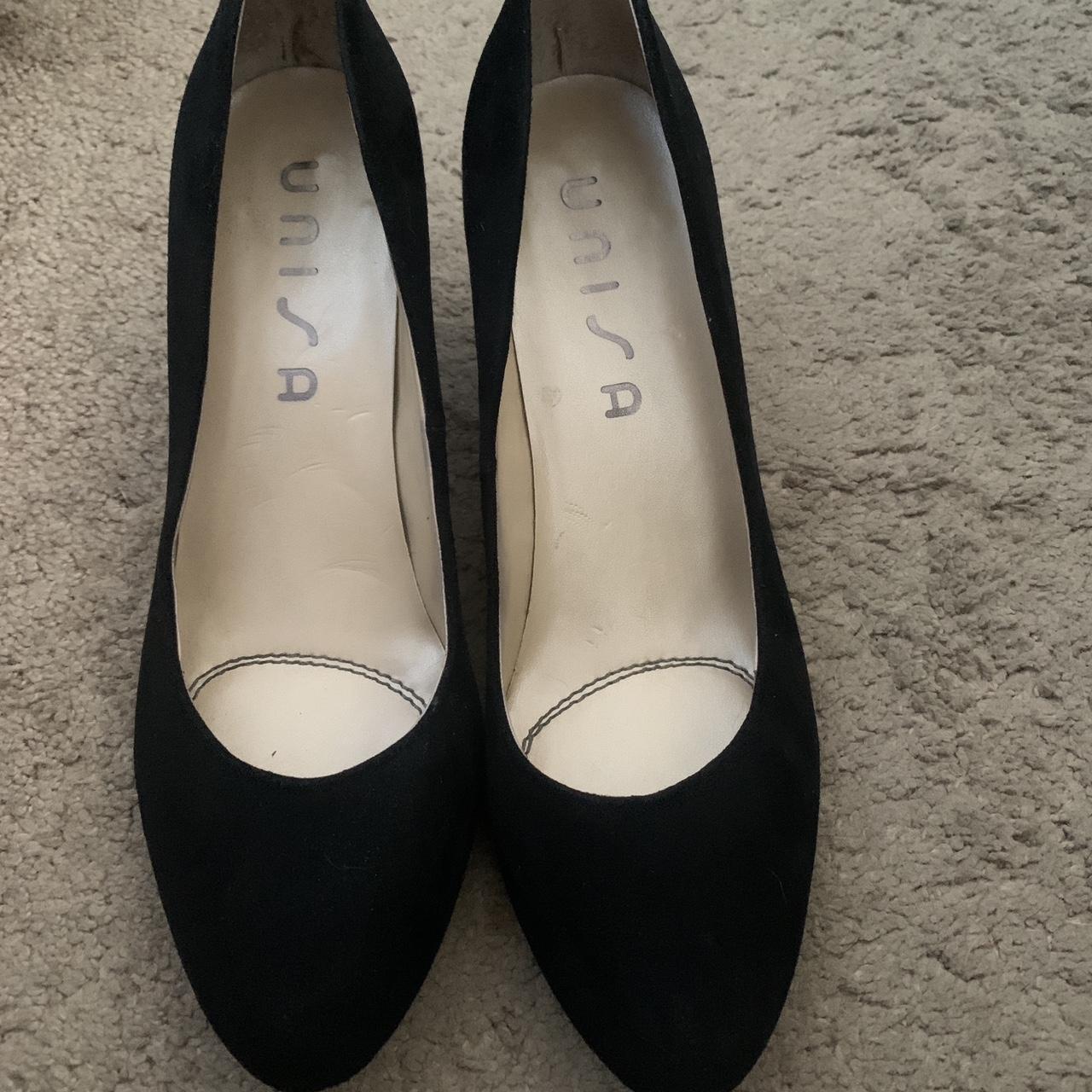 unisa high heels