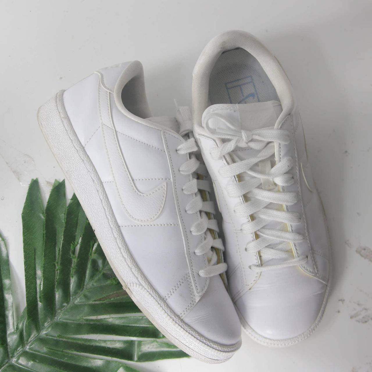 nike tennis classic cs white
