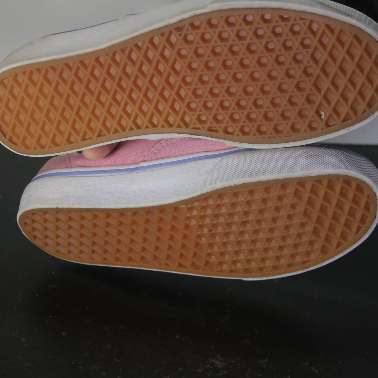 Pink hotsell square vans