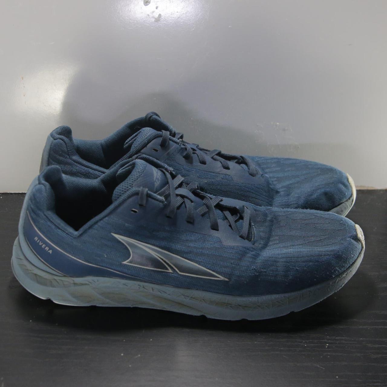 Name: Altra Rivera Low Size 9.5 Mens 007353 Navy... - Depop