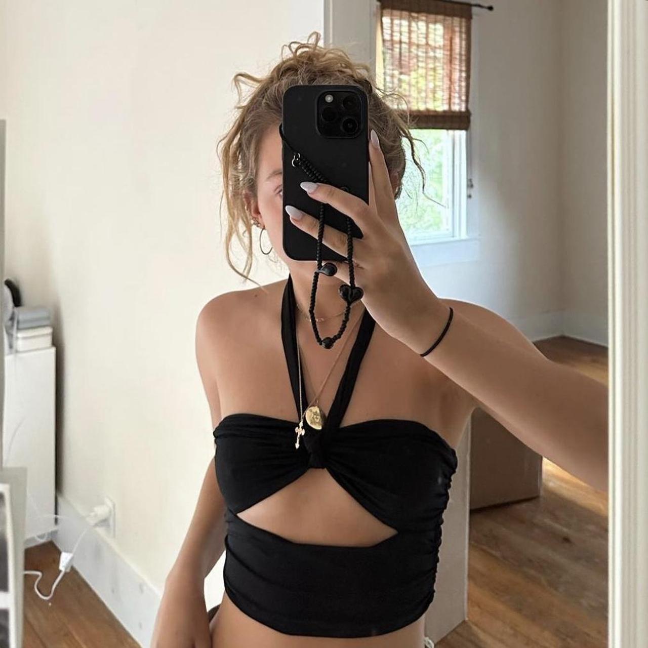 Black I am Gia tie halter top #iamgia #halter #y2k... - Depop