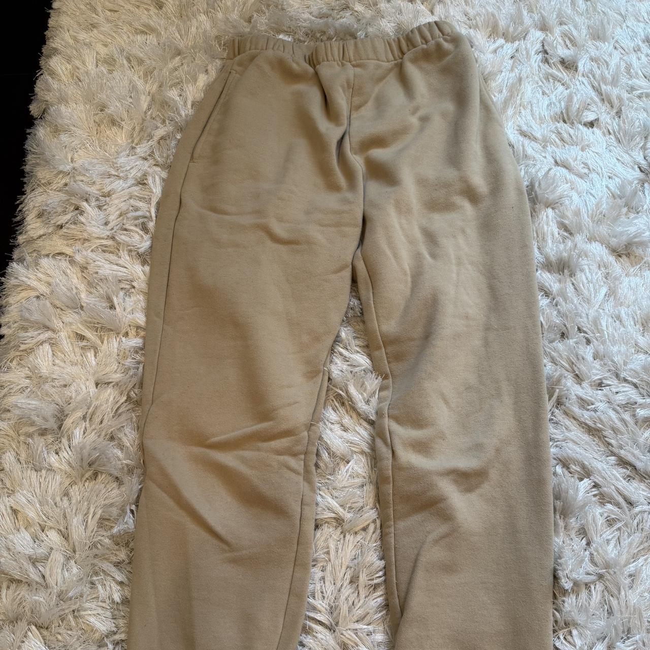 Brandy Melville Women's Sweatpants Tan/Cream M – Tan Brandy