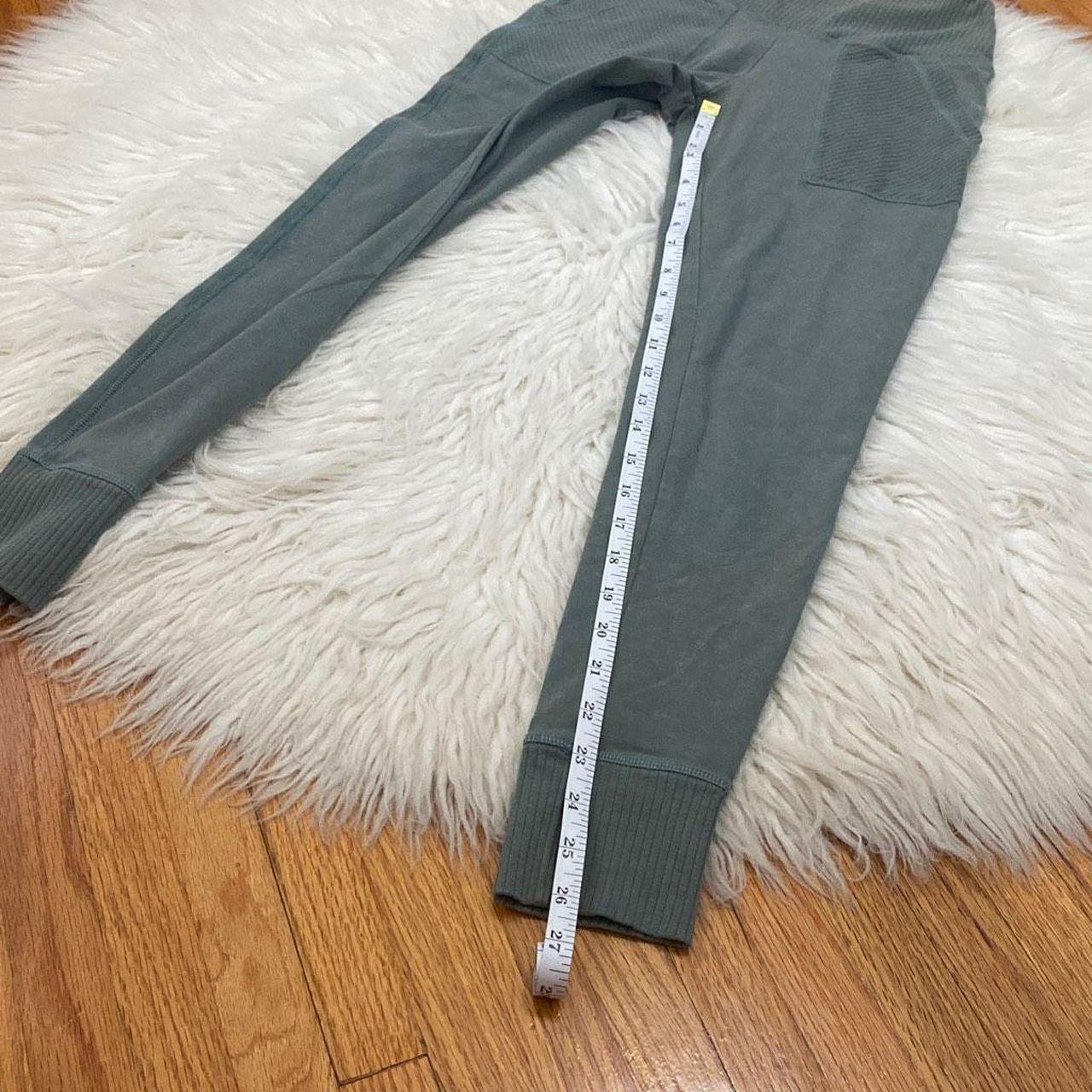 Aerie Chill Play Move Green Leggings Size - Depop