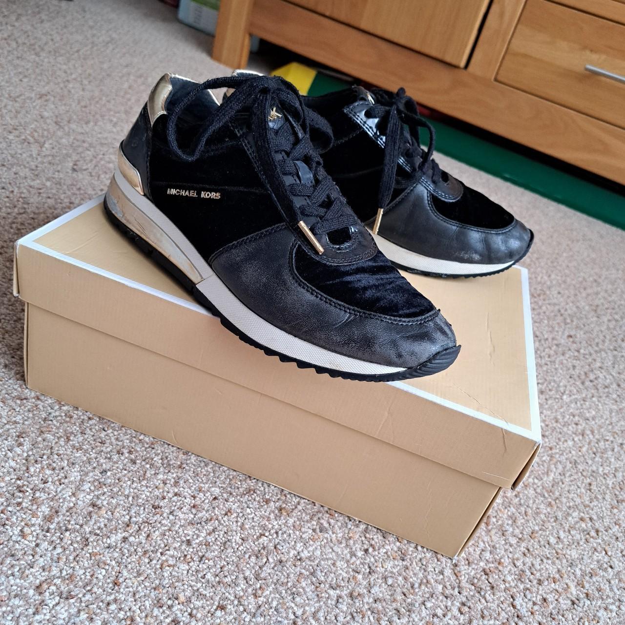 Michael kors black and gold trainers online