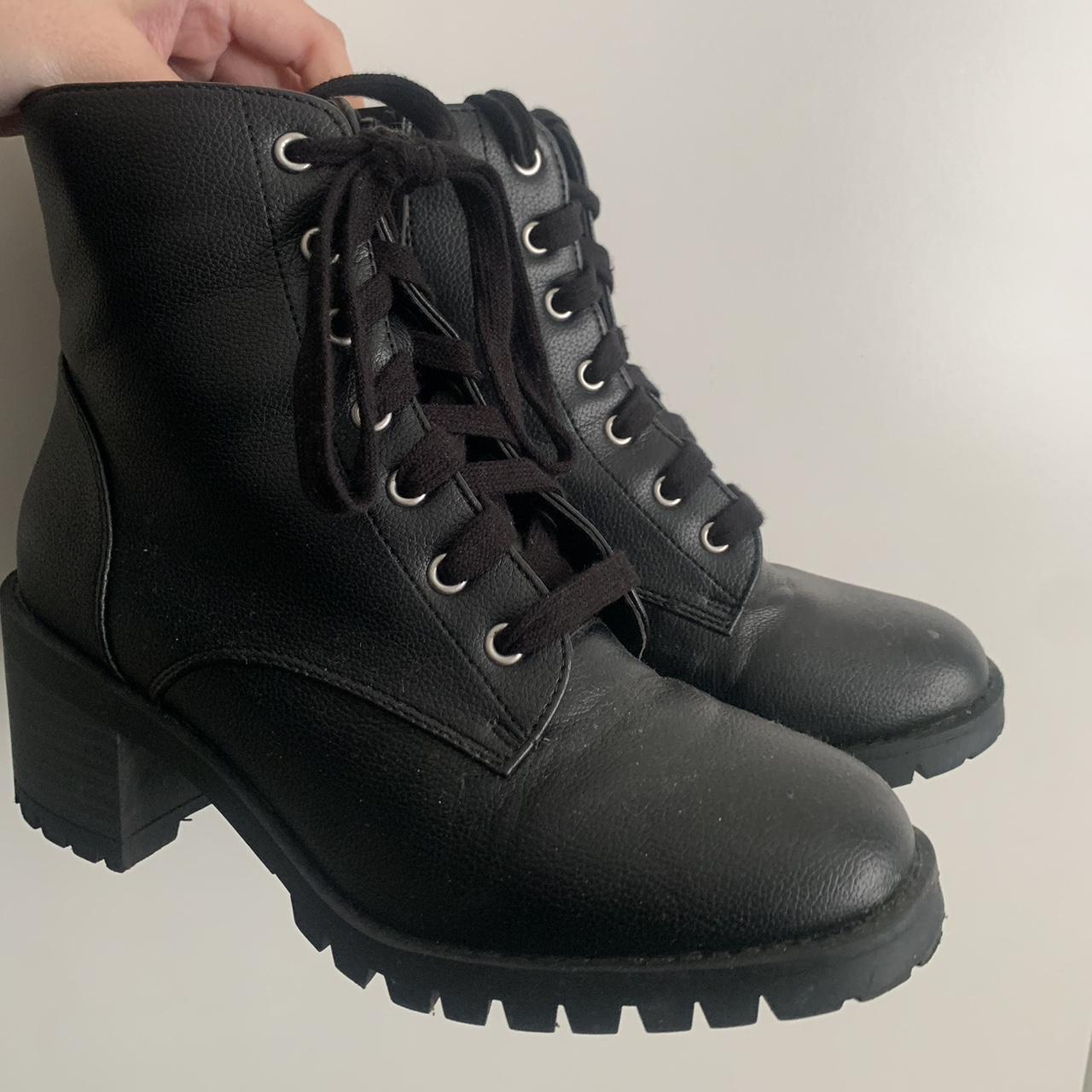 Primark Women's Black Boots Depop