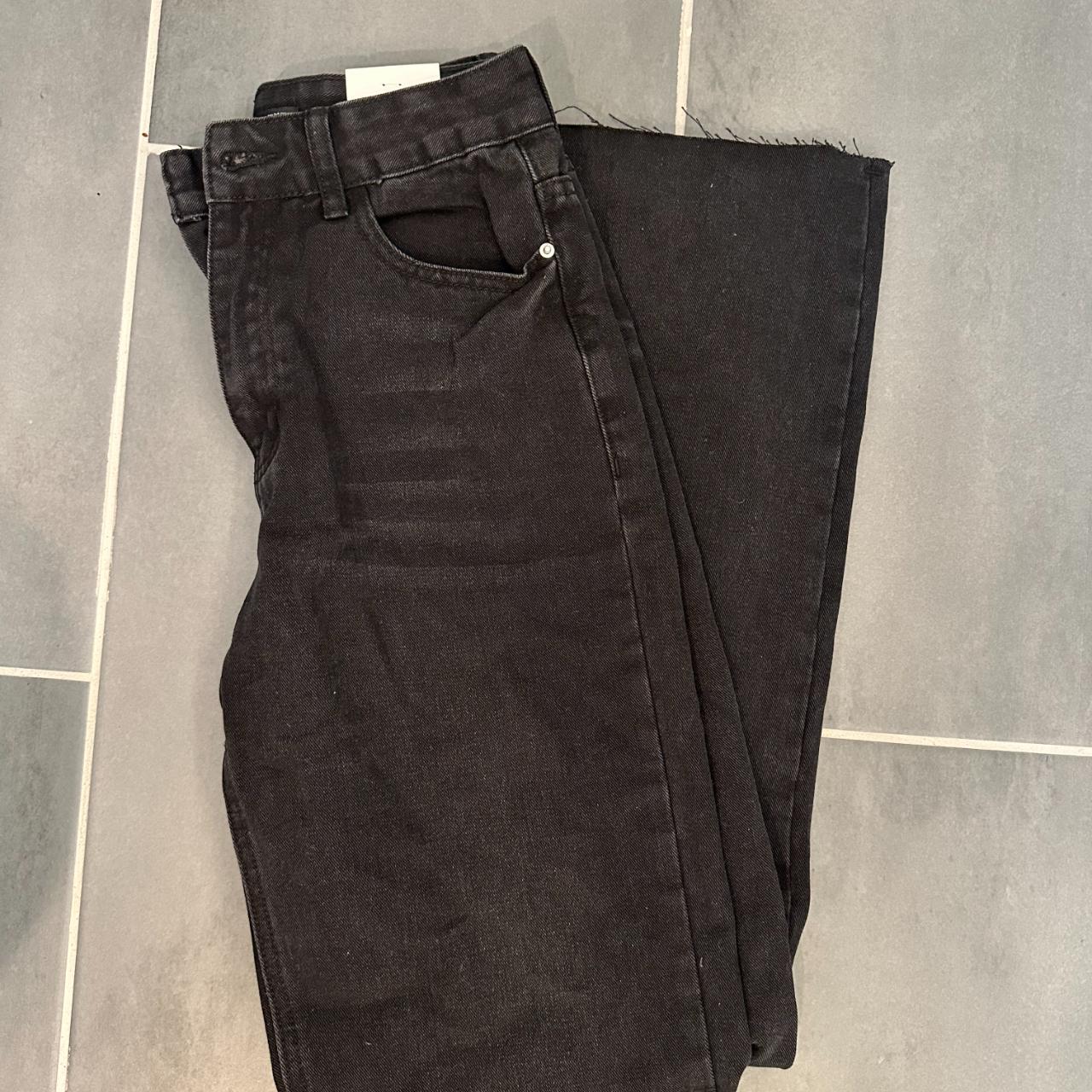 Black ripped baggy jeans Highrise, size 26 Never... - Depop