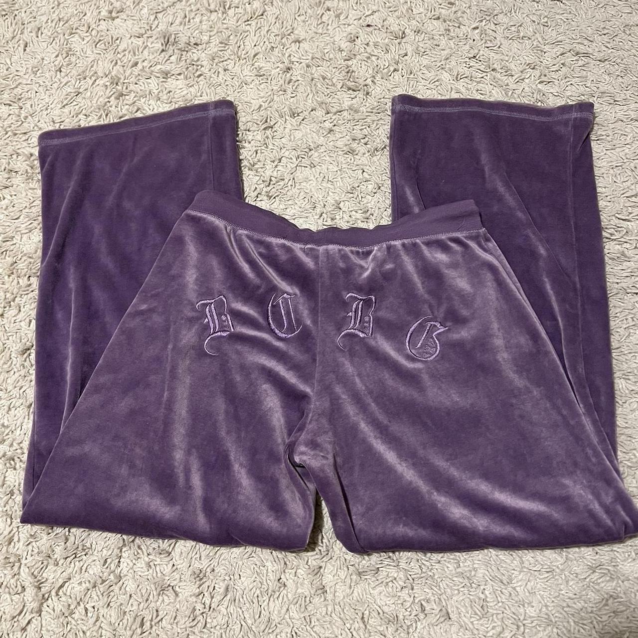 2000s BCBG light purple low rise velour flared track