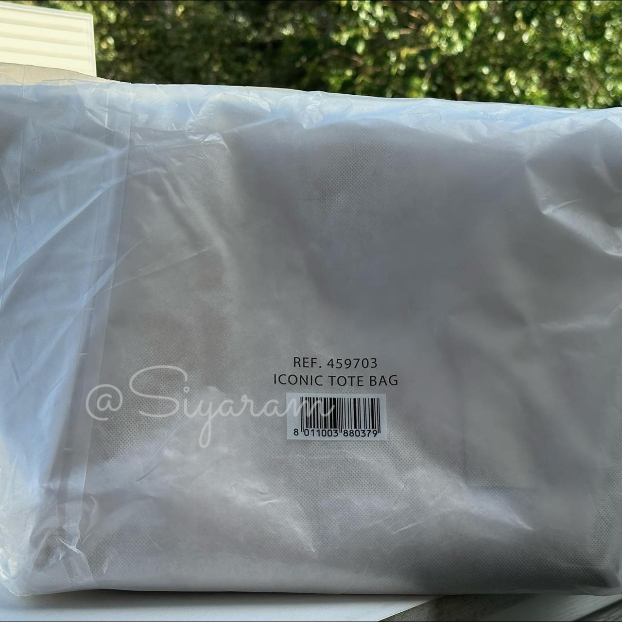 MK tote bag brand new with tag original price $448 - Depop