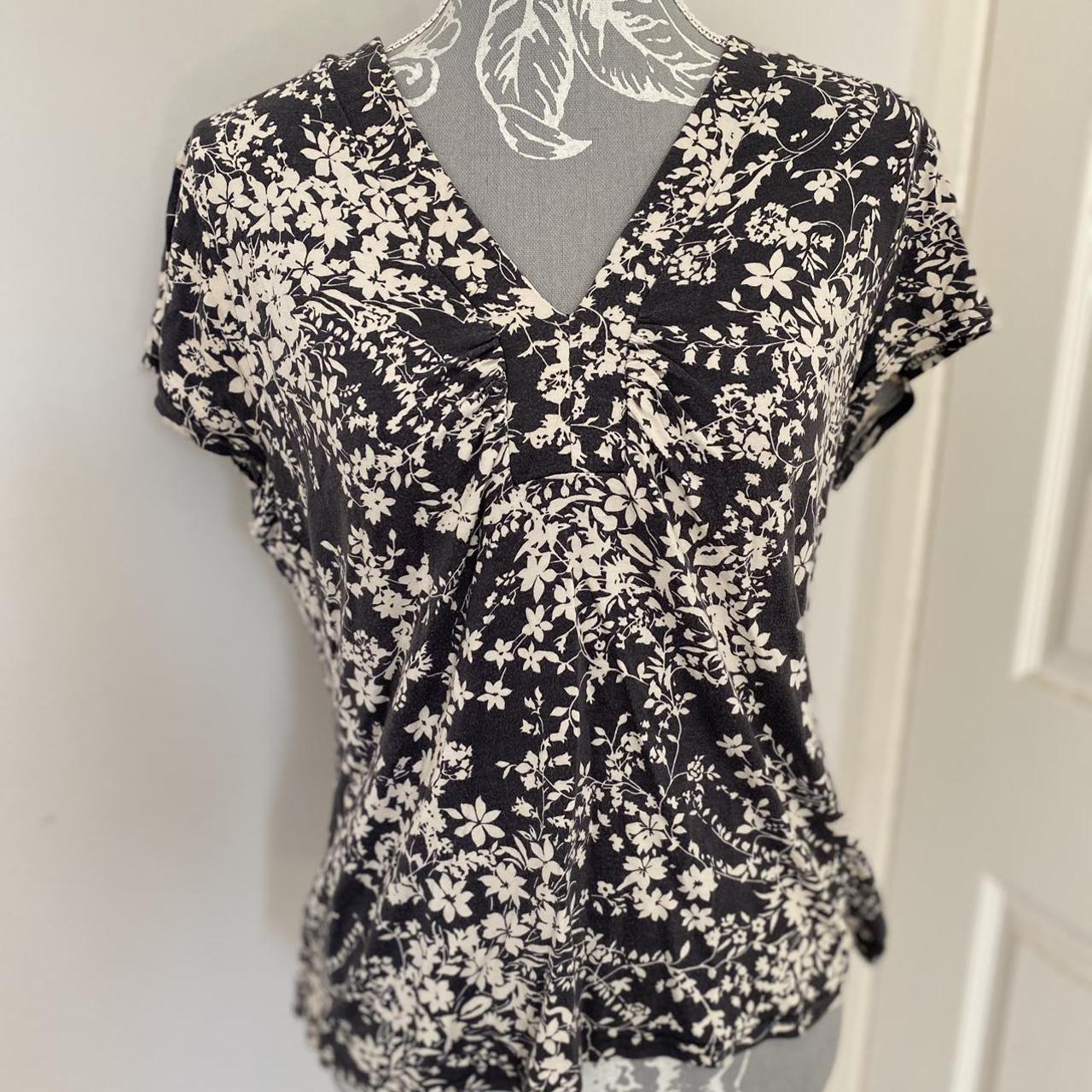 BHS Floral Print Top Size 18 Super Soft. Pit to... - Depop