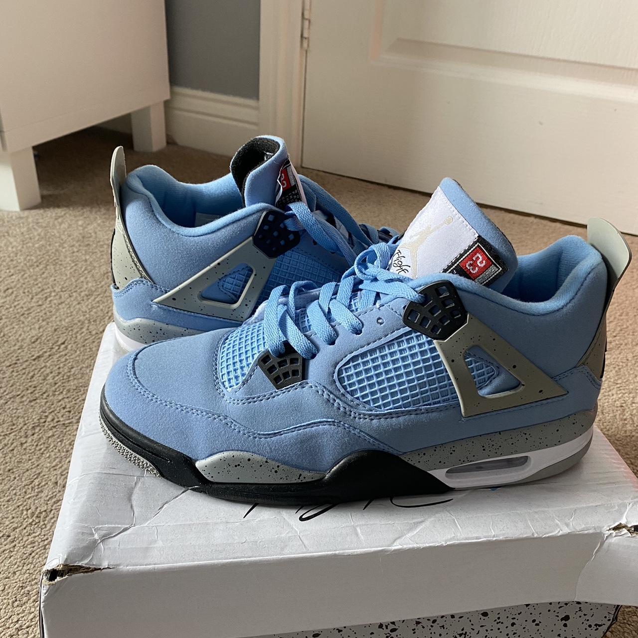 universal blue jordans 4