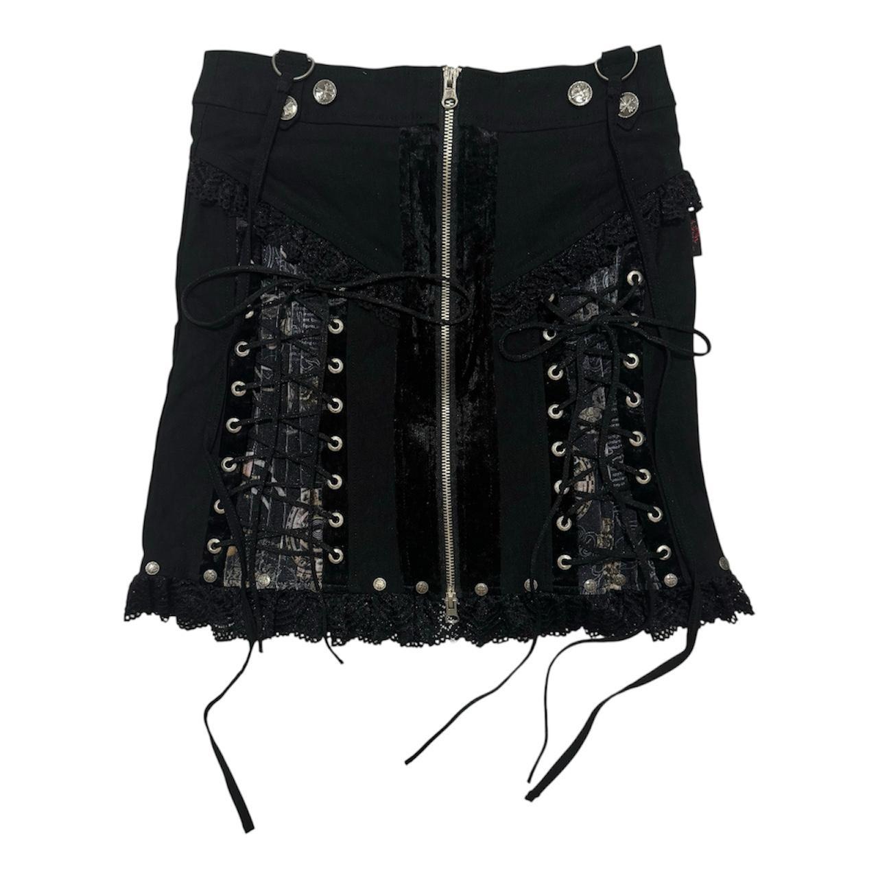 Japanese brand Ozz On Hikozoh gothic lace up skirt | Depop