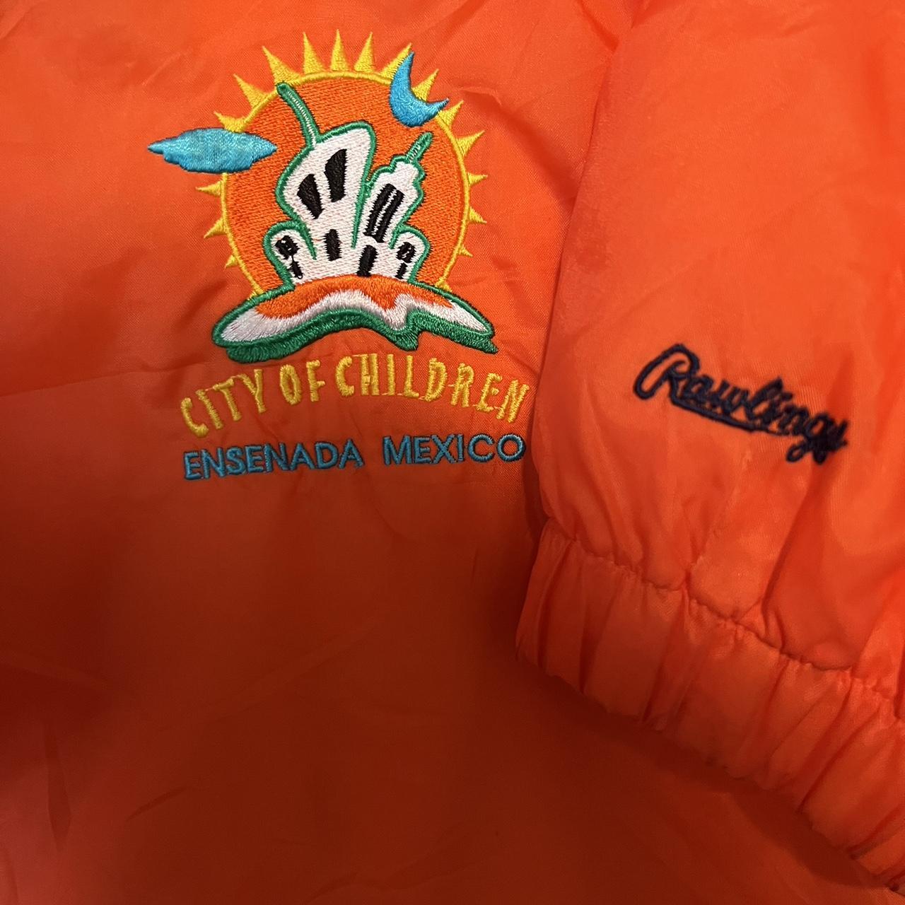 In great condition Vintage Orioles Rawlings XL - Depop