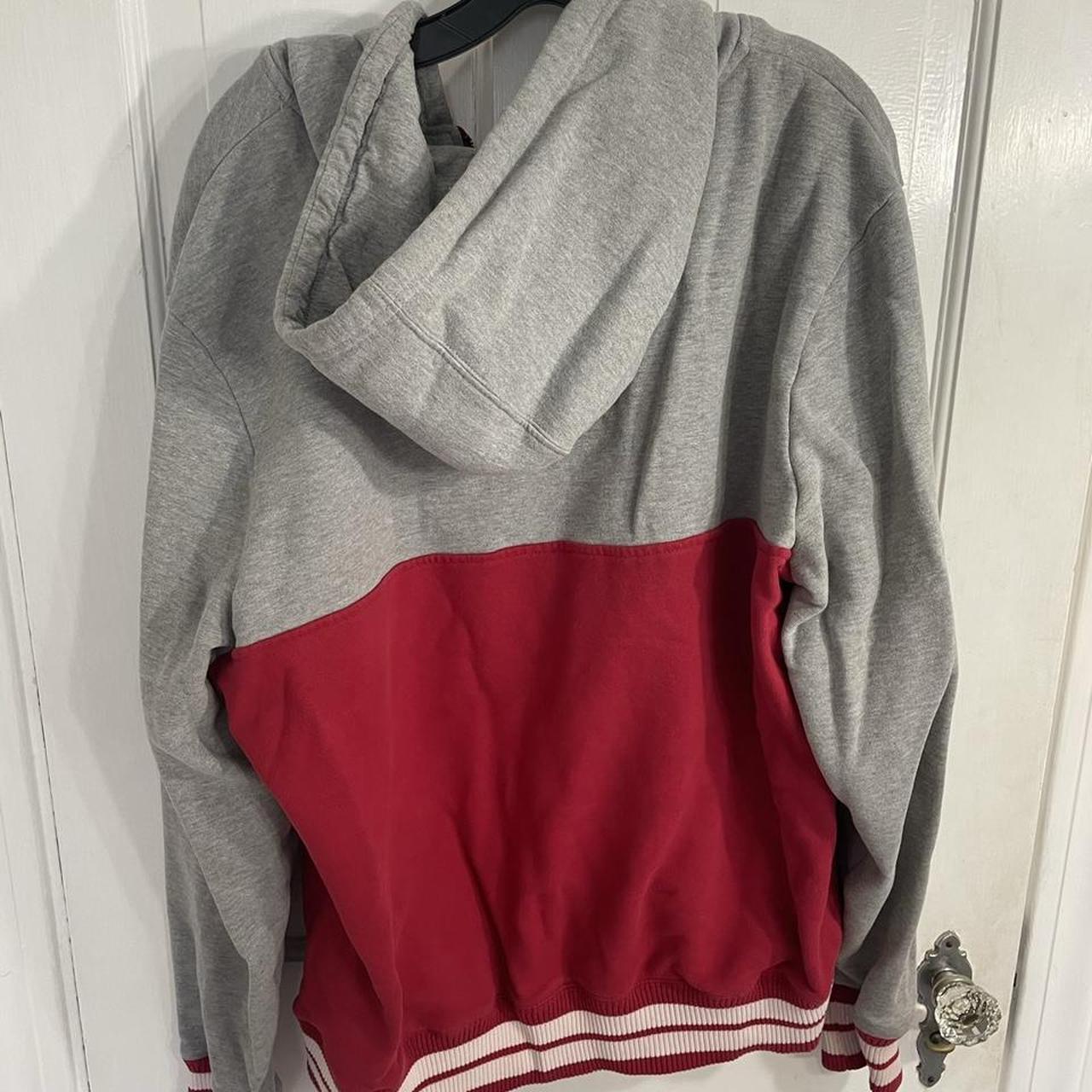 Louisville Cardinals Hoodie Size: XL - Depop