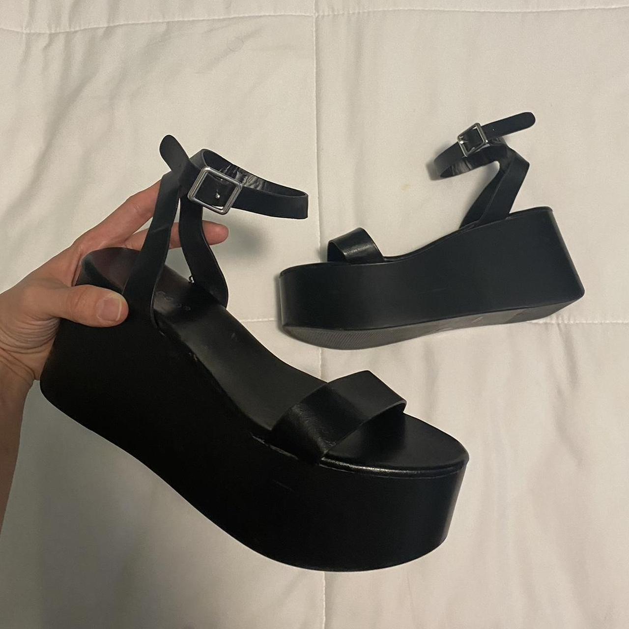 Bamboo black sale platform sandals