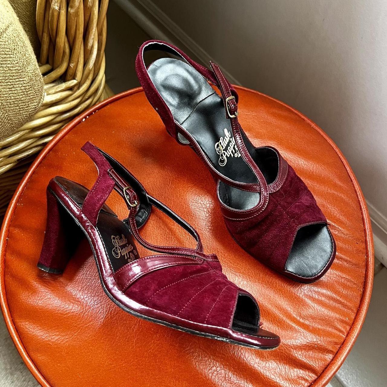 Vintage burgundy strappy heels, fits 8.5/9. Good...