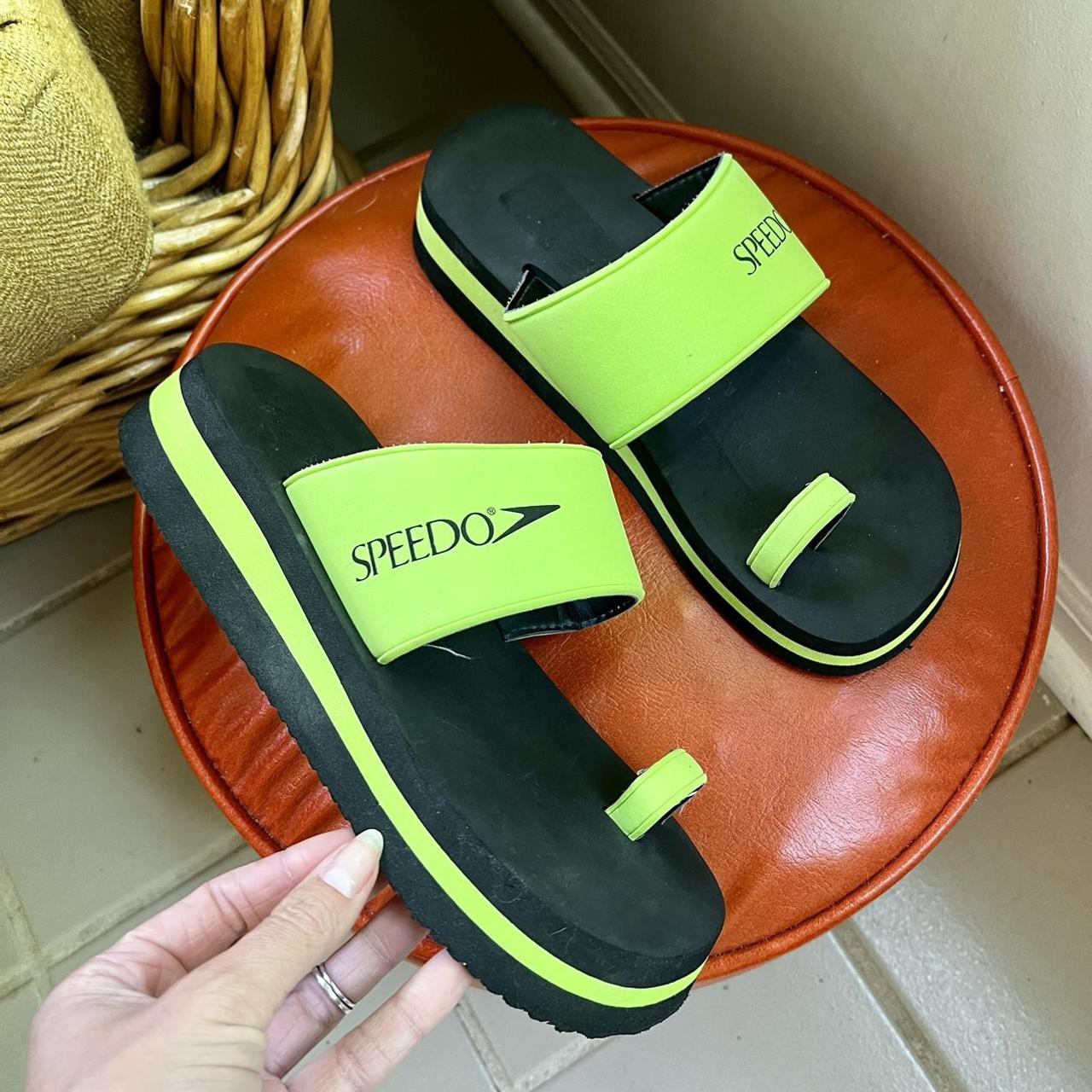 Speedo hot sale flip flops