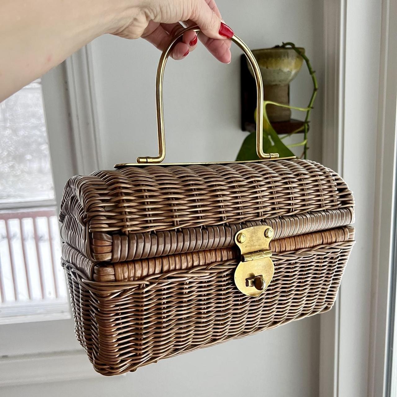 Vintage Wicker Purse Wooden Handle Boho - Women's handbags