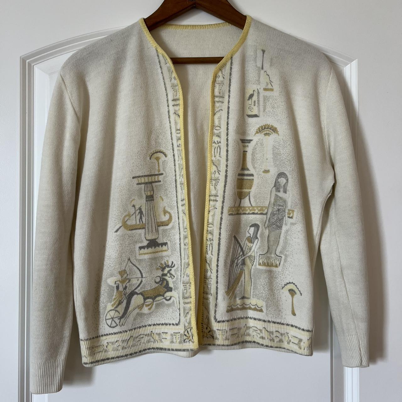 item listed by nicoleissellingstuff