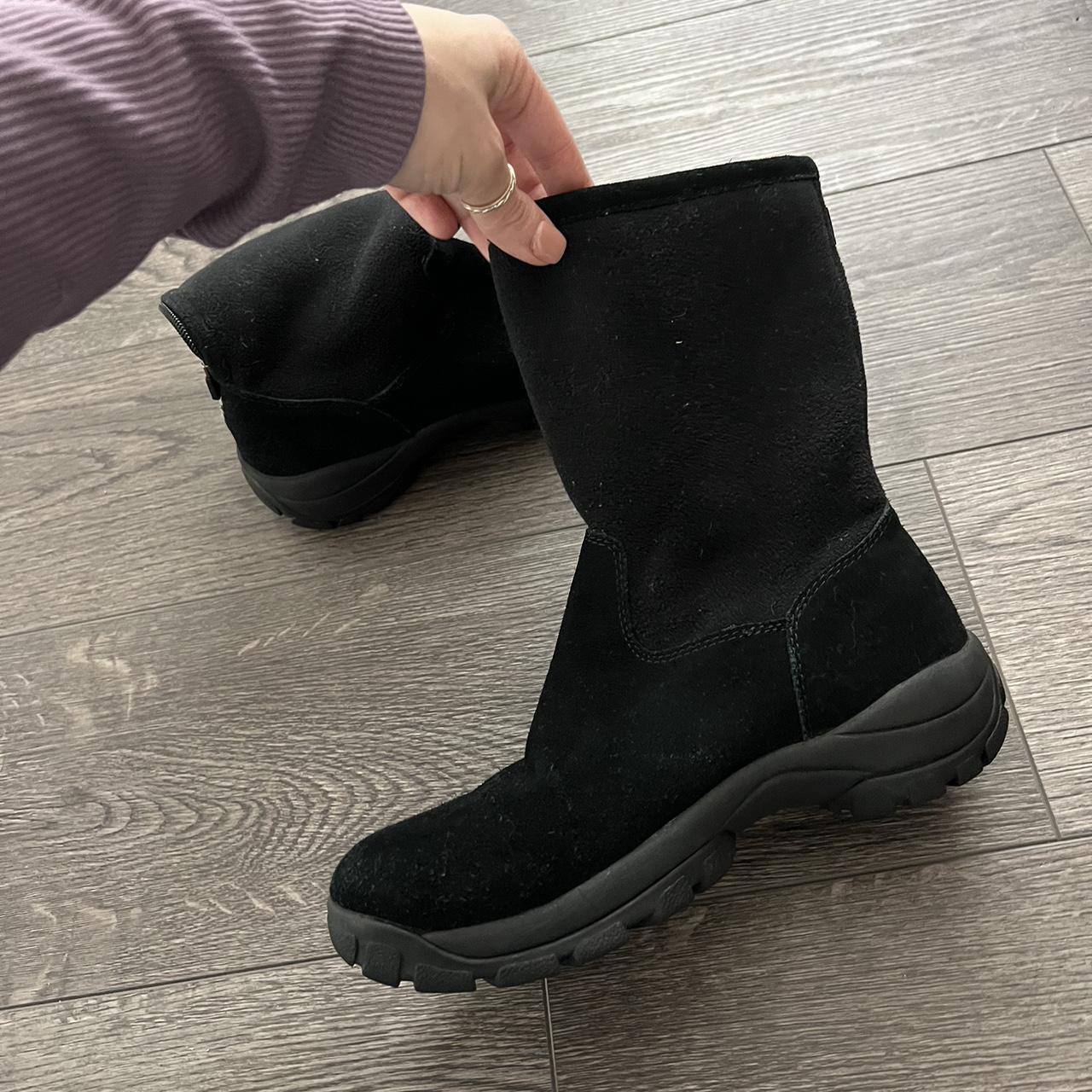 Lands end snow boots. Black. Size 7 snow. Depop