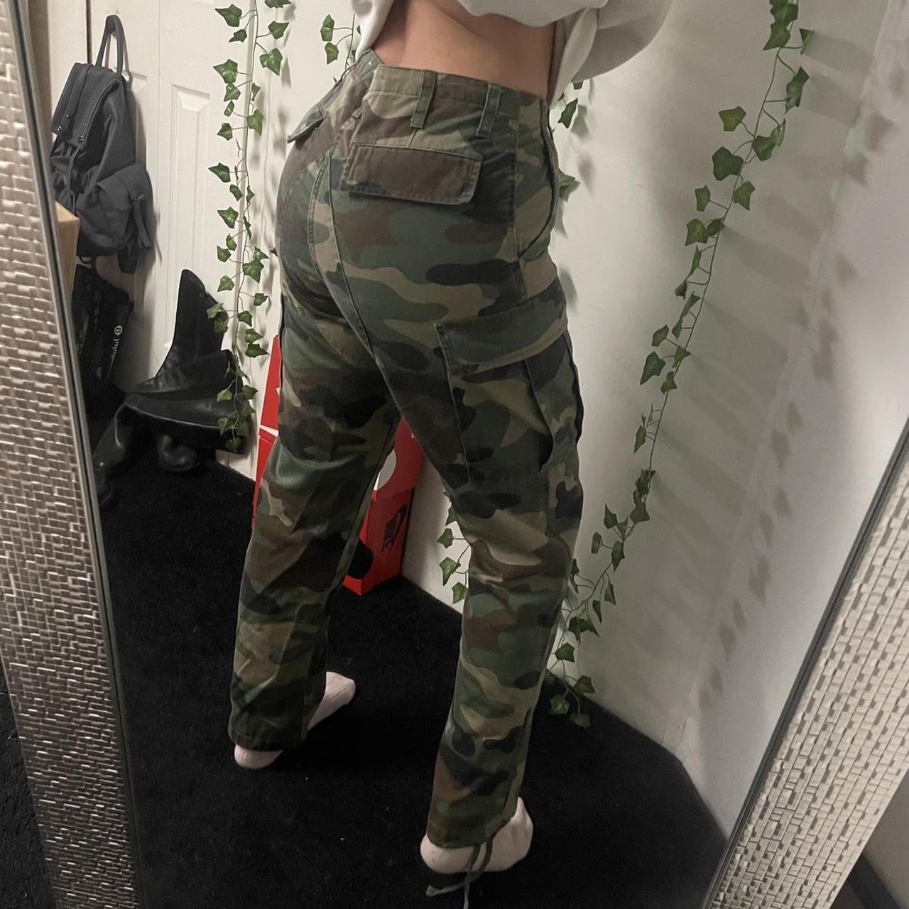 Supreme FW 22 Branch Woodland Camo Cargo Pant Size - Depop