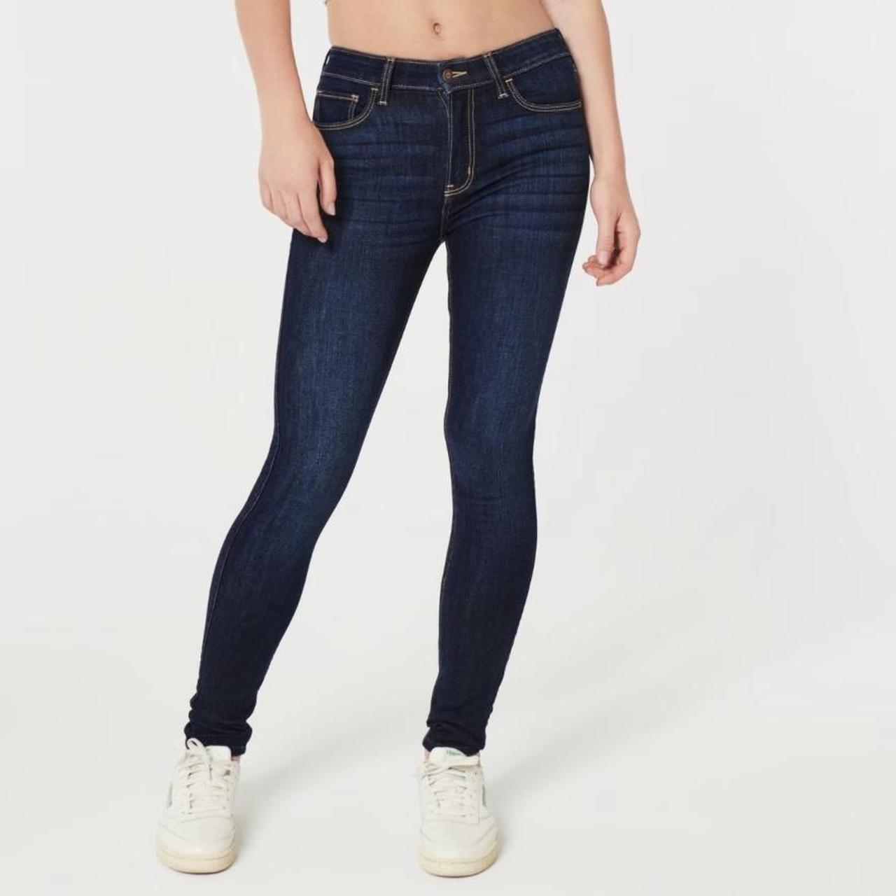 item listed by ashley_holloway