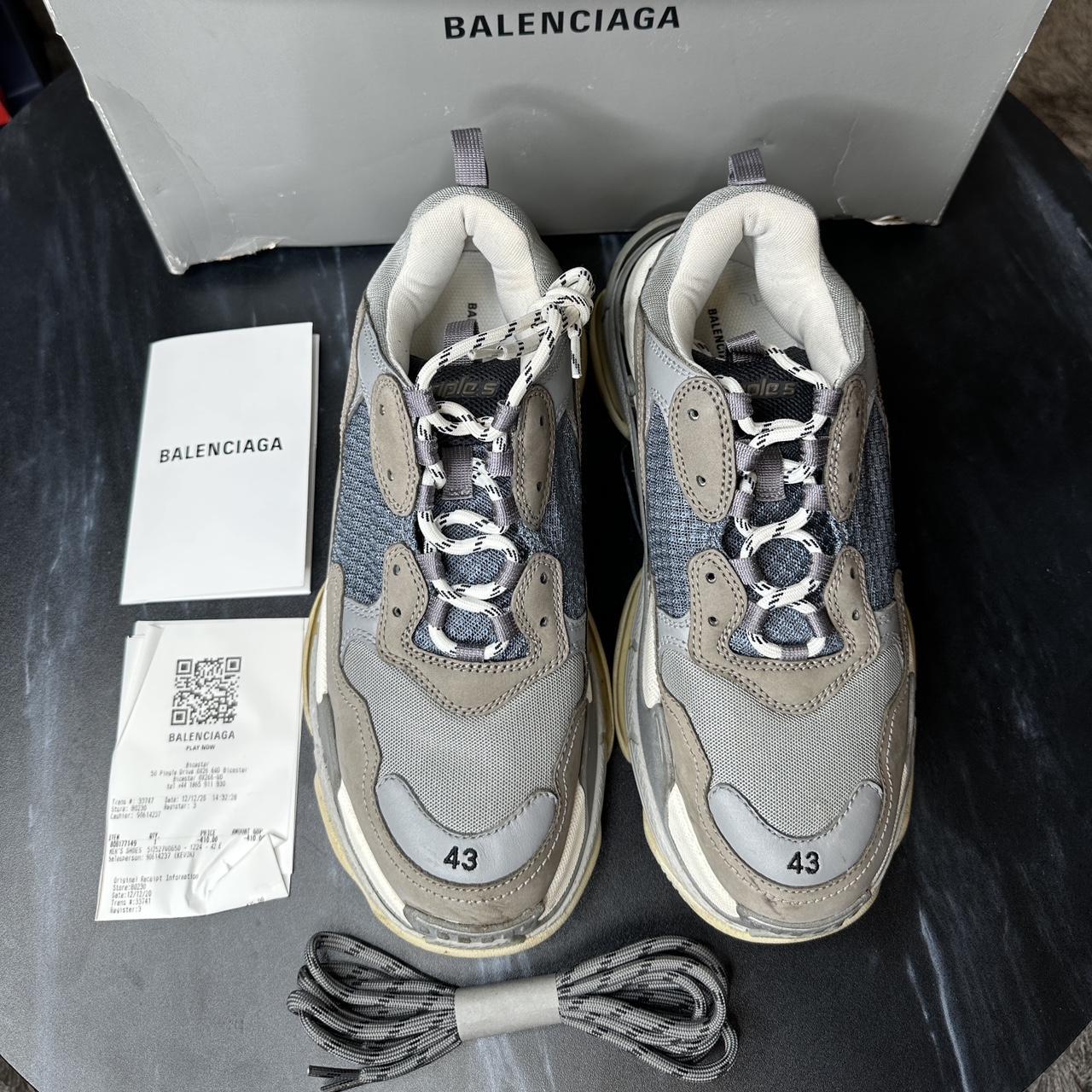 Bicester village clearance balenciaga trainers