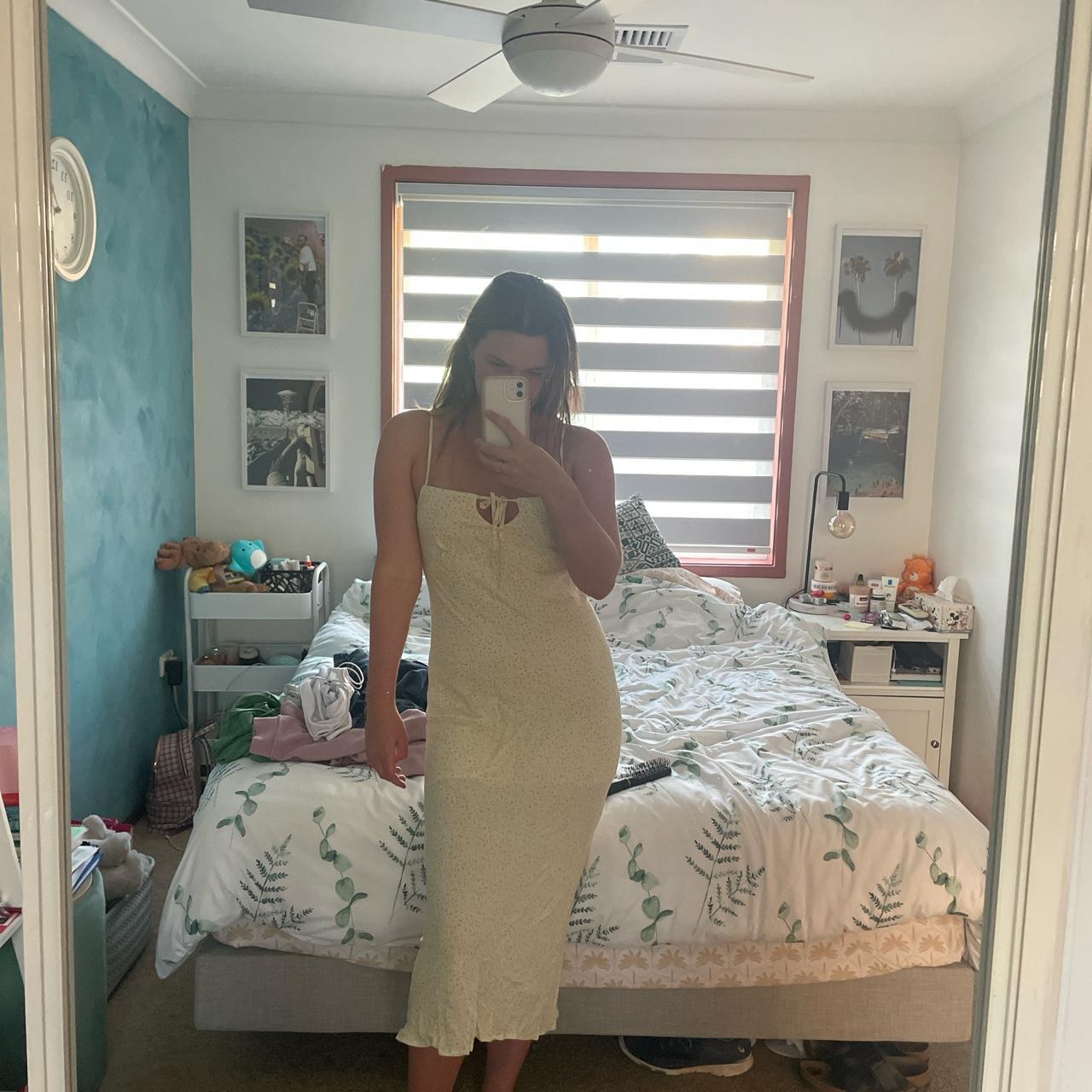 Glassons Midi Dress Size Dress Never Worn Before Depop