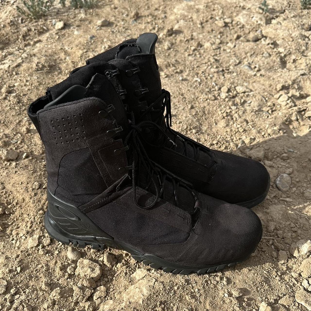 Oakley Men's Boots Depop