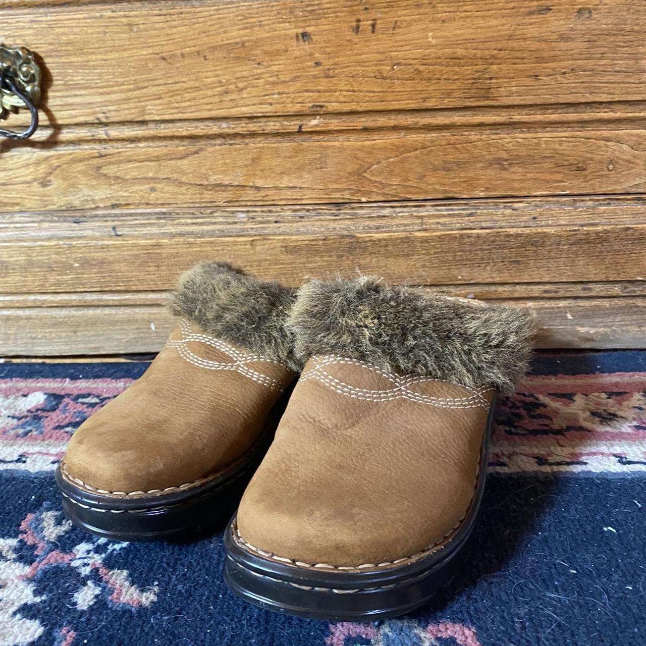 clarks fur lined clogs