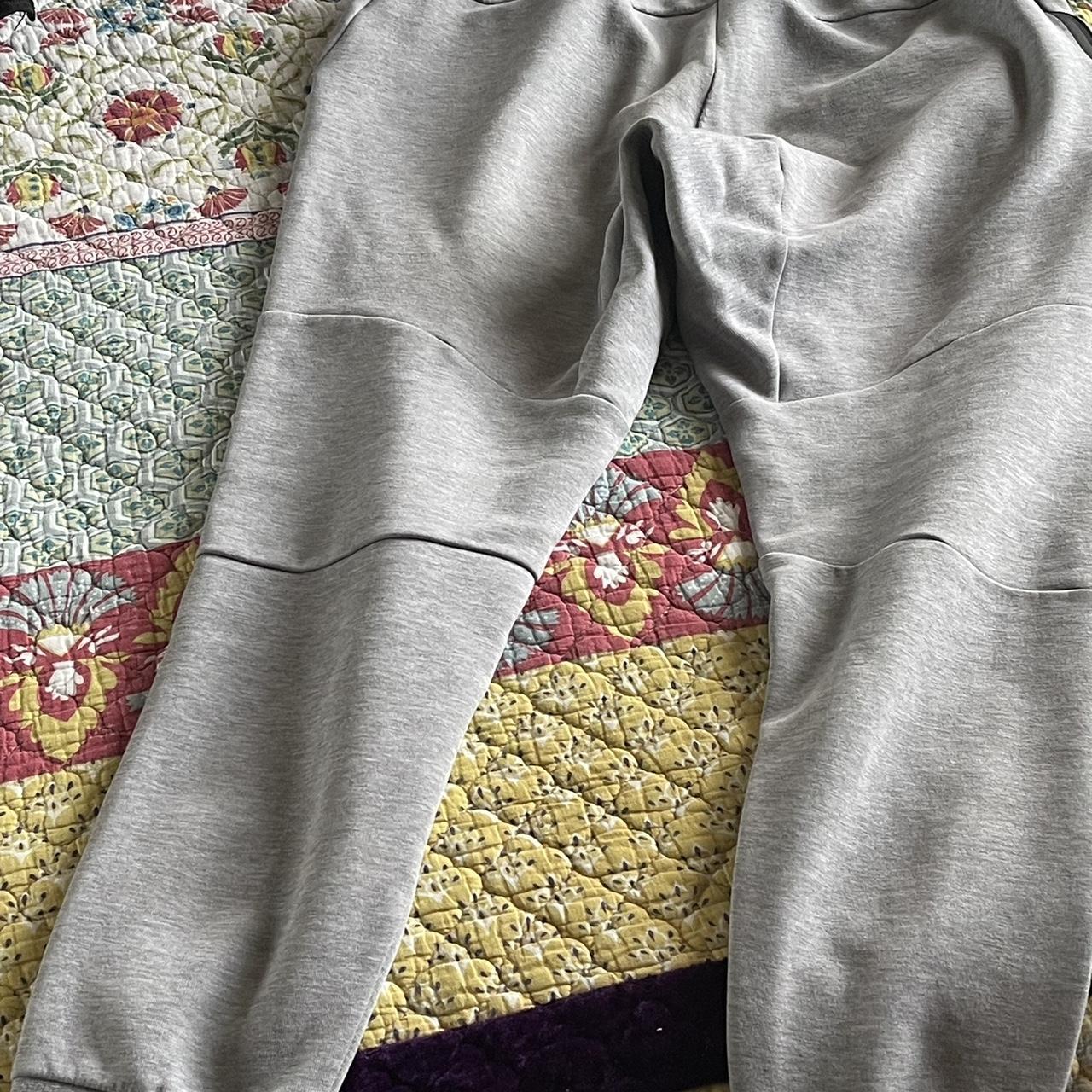 mens grey nike joggers sale