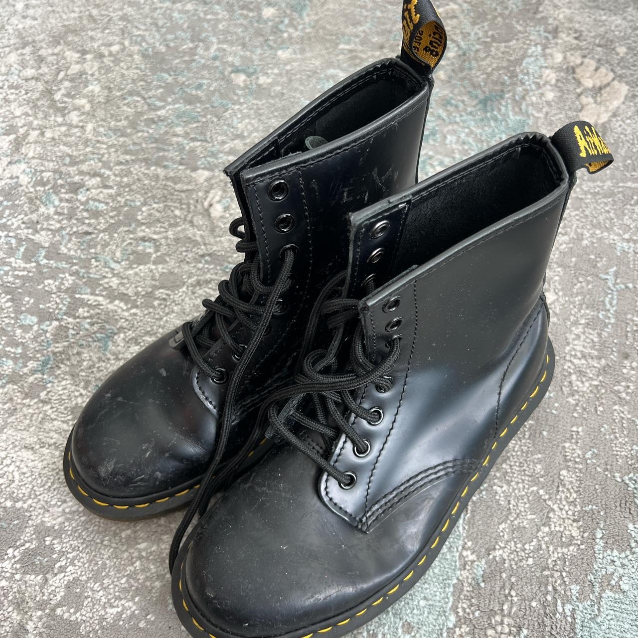 Dr martens best sale sale size 7