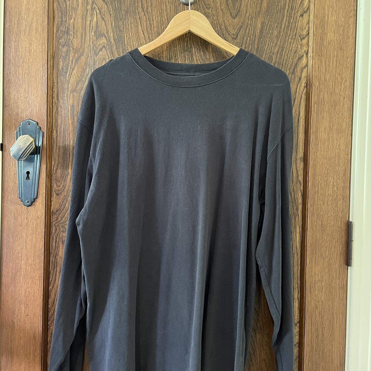 Carhartt Long Sleeve Top. Size XL - fits big.... - Depop