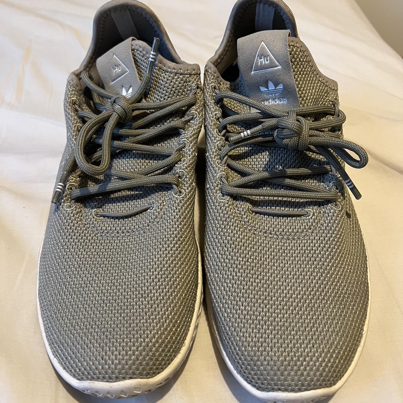 Adidas pharrell discount williams hu khaki