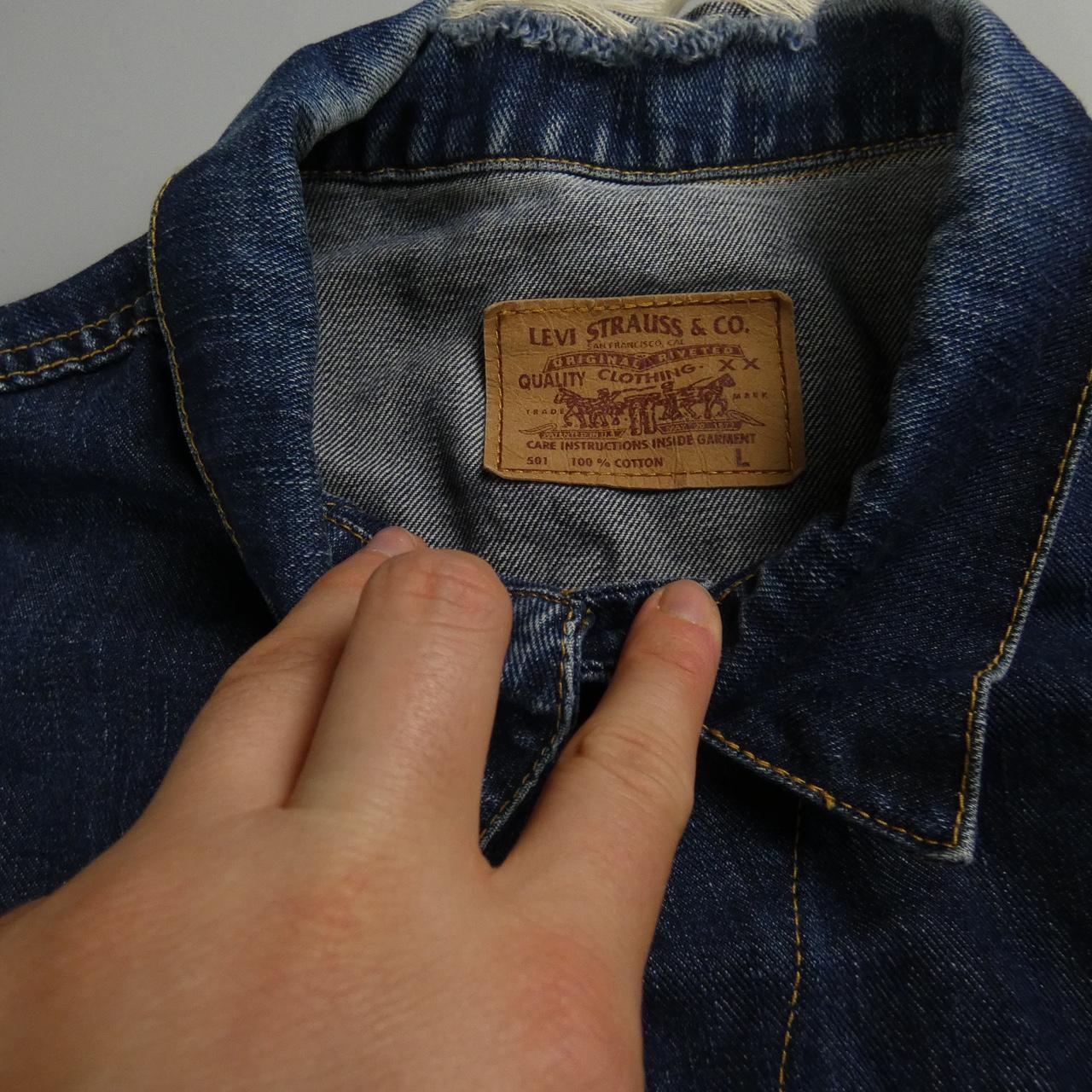 Levi's Men's Denim Trucker Jacket Blue colourway.... Depop