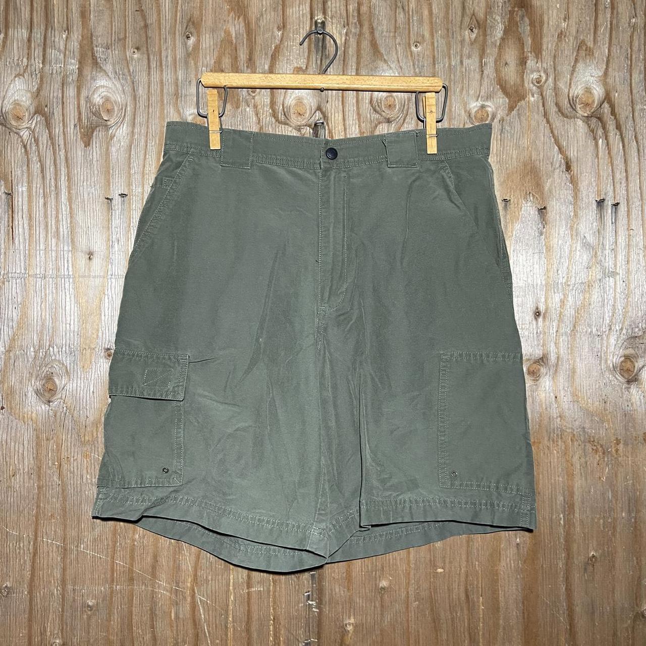 Levi's Men's Green Shorts | Depop